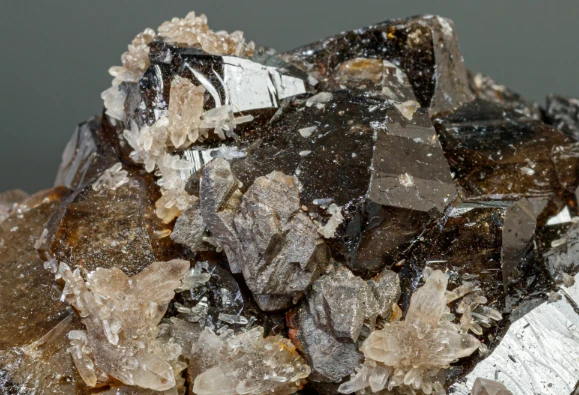 Cassiterite (Tin Ore)